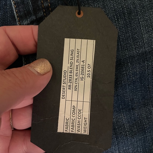 NWT Desert Studio Distressed Skinny Jeans - Picture 4 of 6